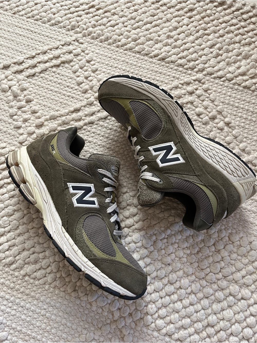New balance olive green sneakers